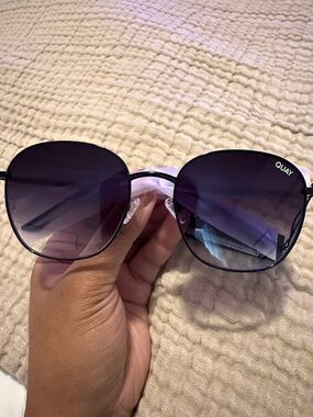 NWT Quay Sunglasses